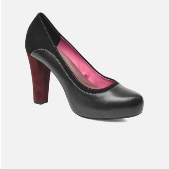 HUSH PUPPIES HEELS - Picture 1 of 6